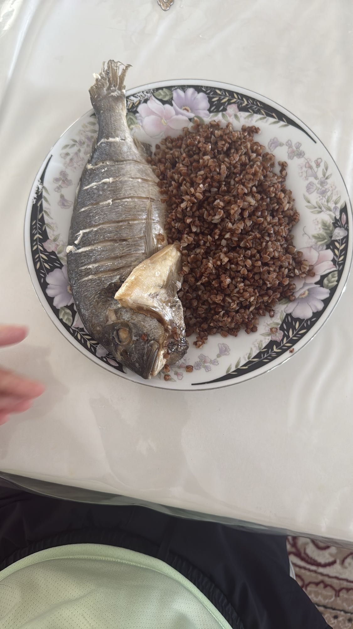 рыба с гречкой