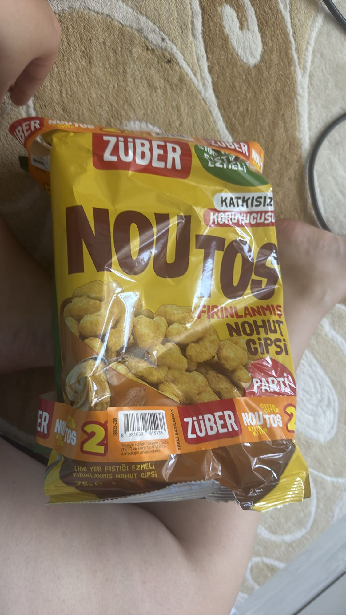 Züber yer fıstıklı nohut cipsi