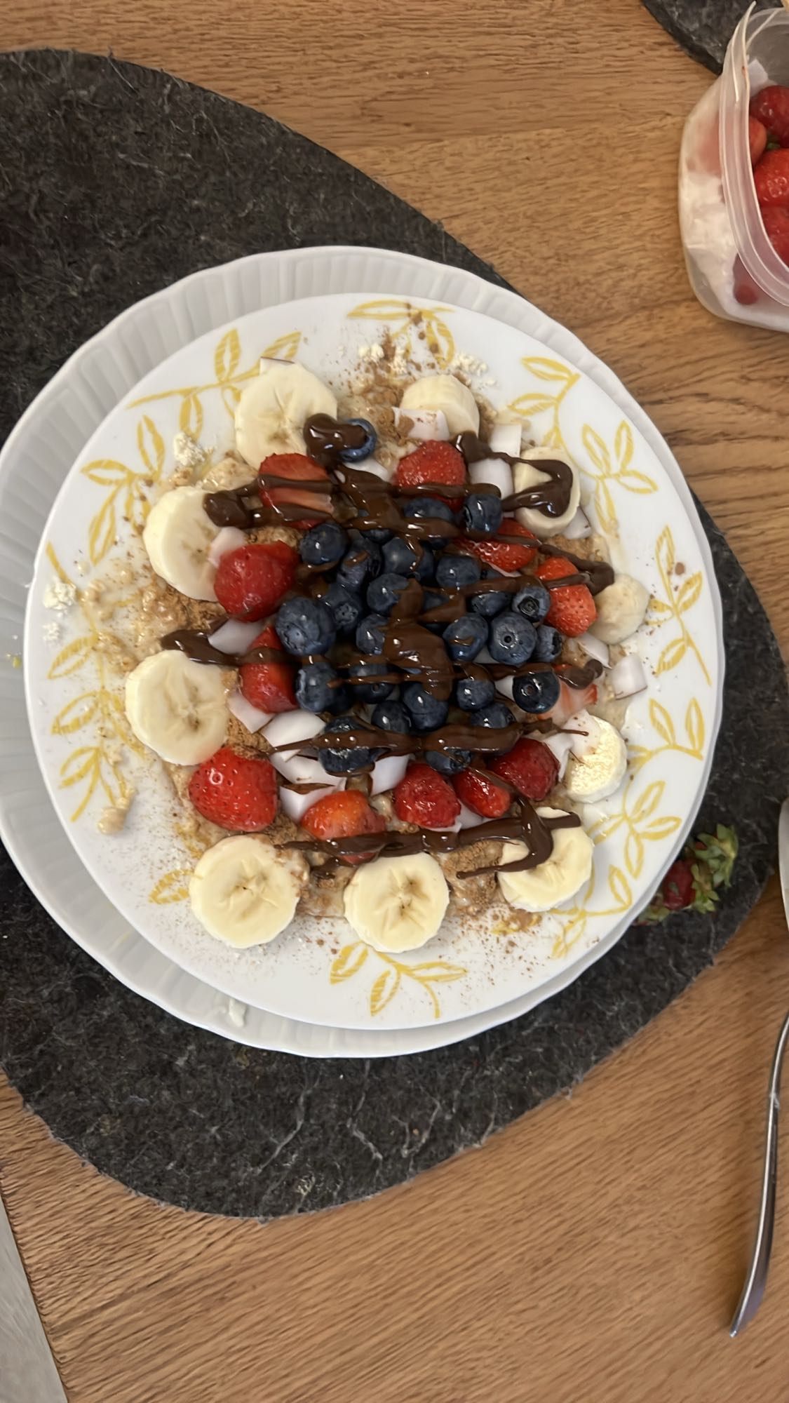 Porridge con frutta