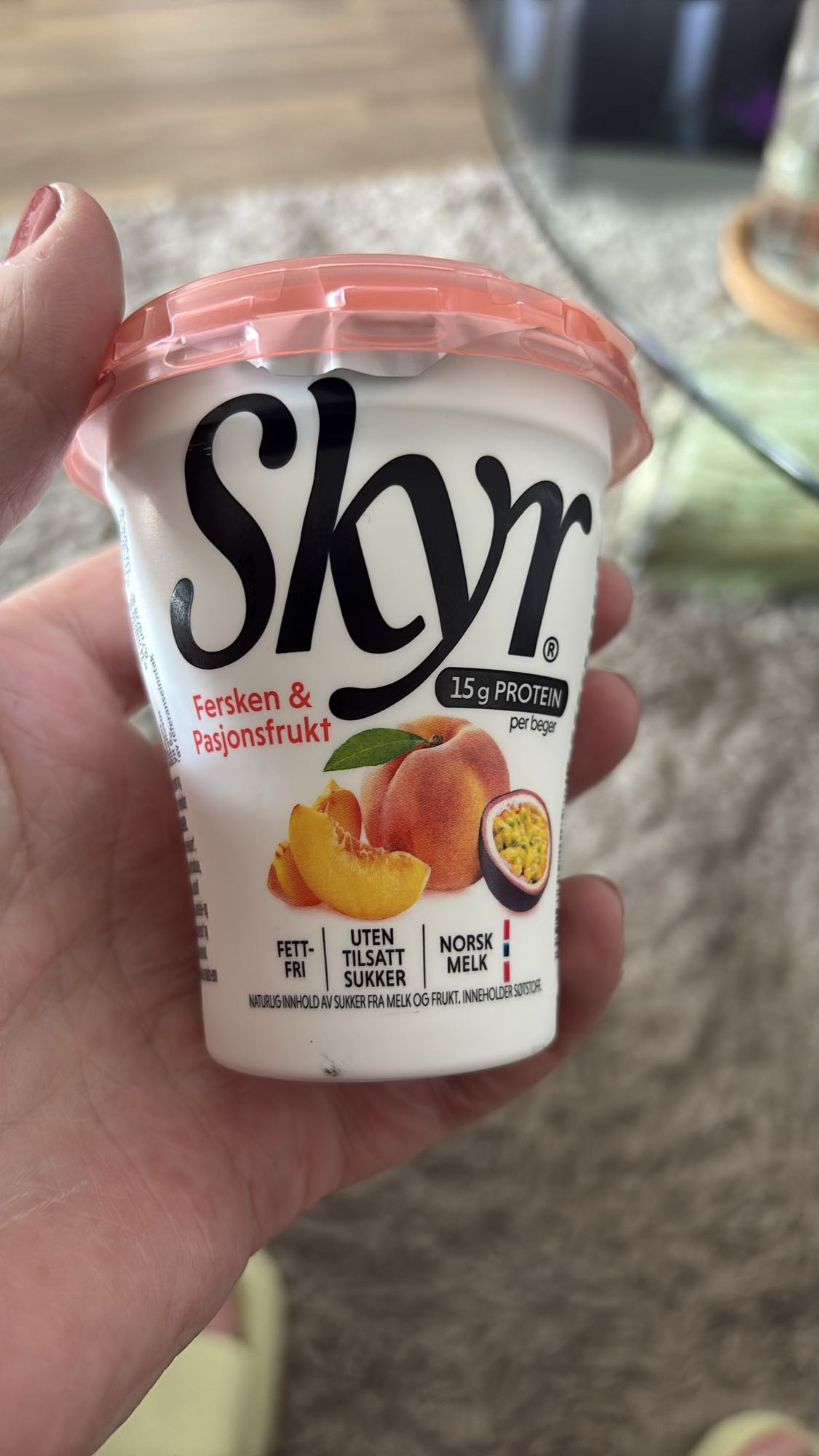 Skyr fersken pasjonsfrukt