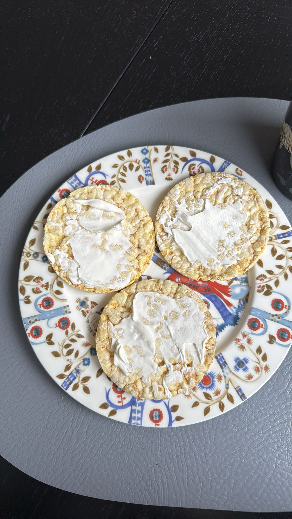 Rice Cakes with Spread