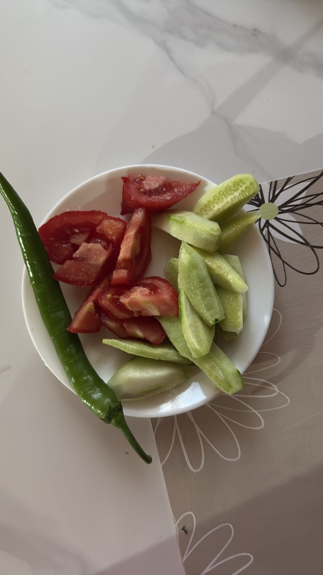 Salată simplă de legume