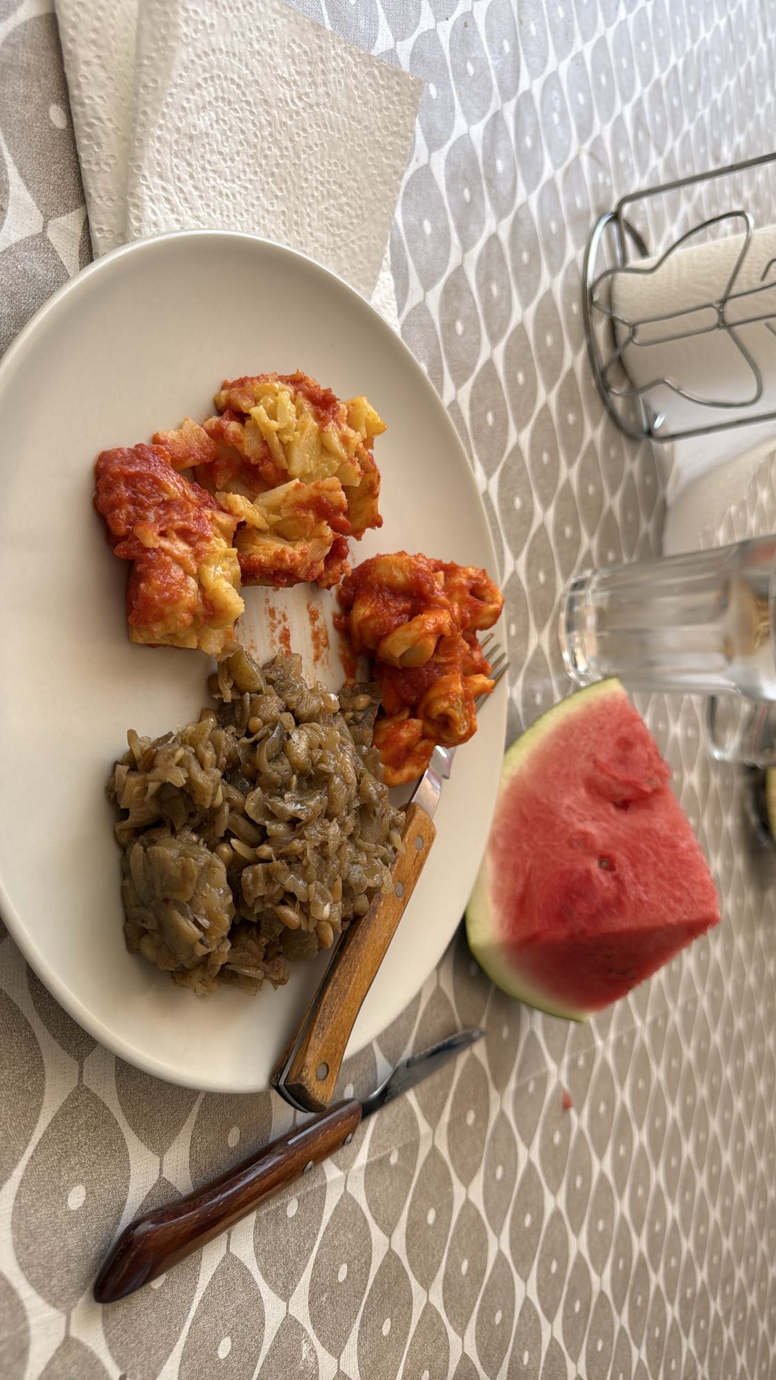 pasta con alcachofa y sandía