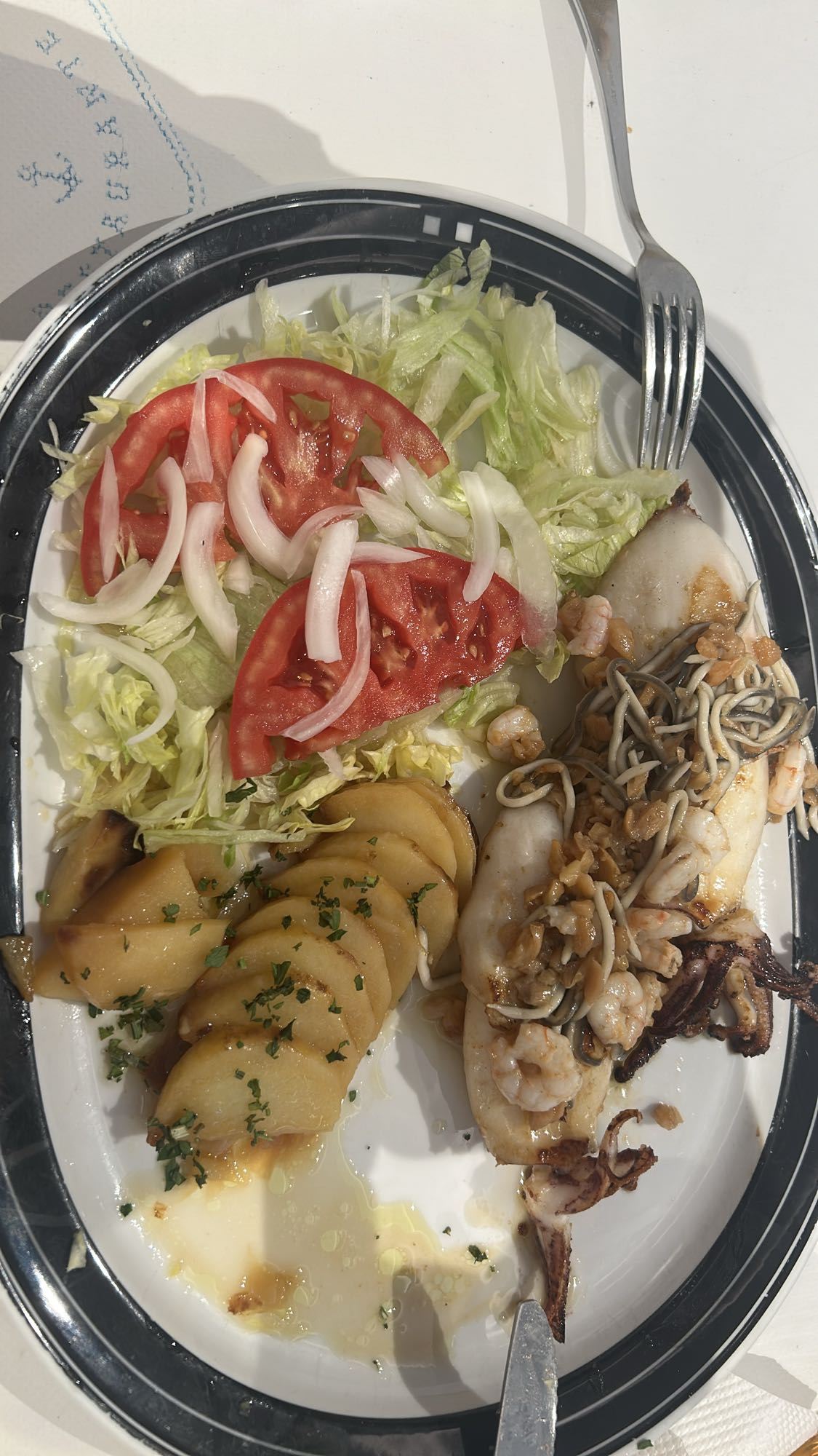calamar con ensalada