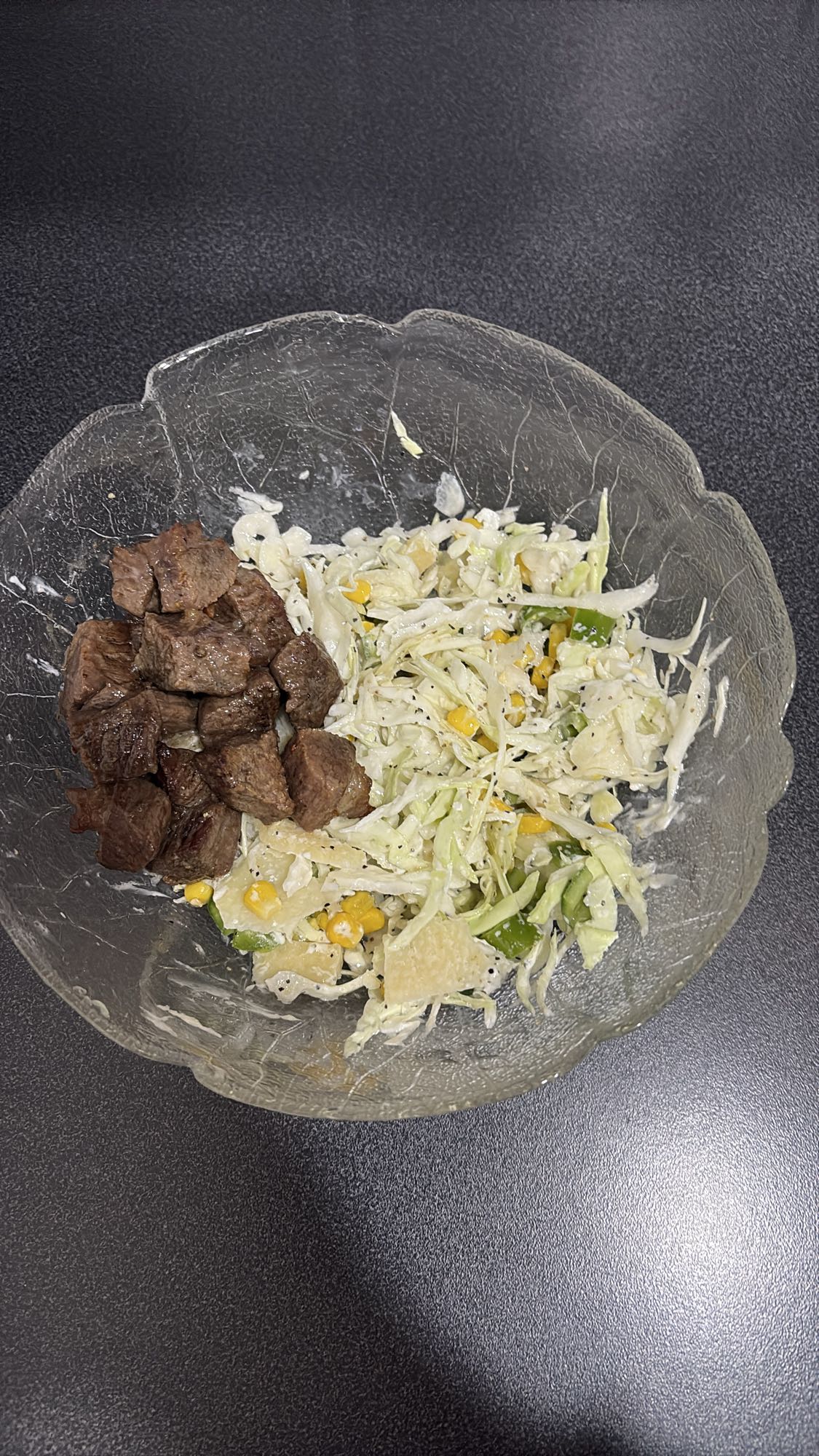 Biff med kremet kålsalat