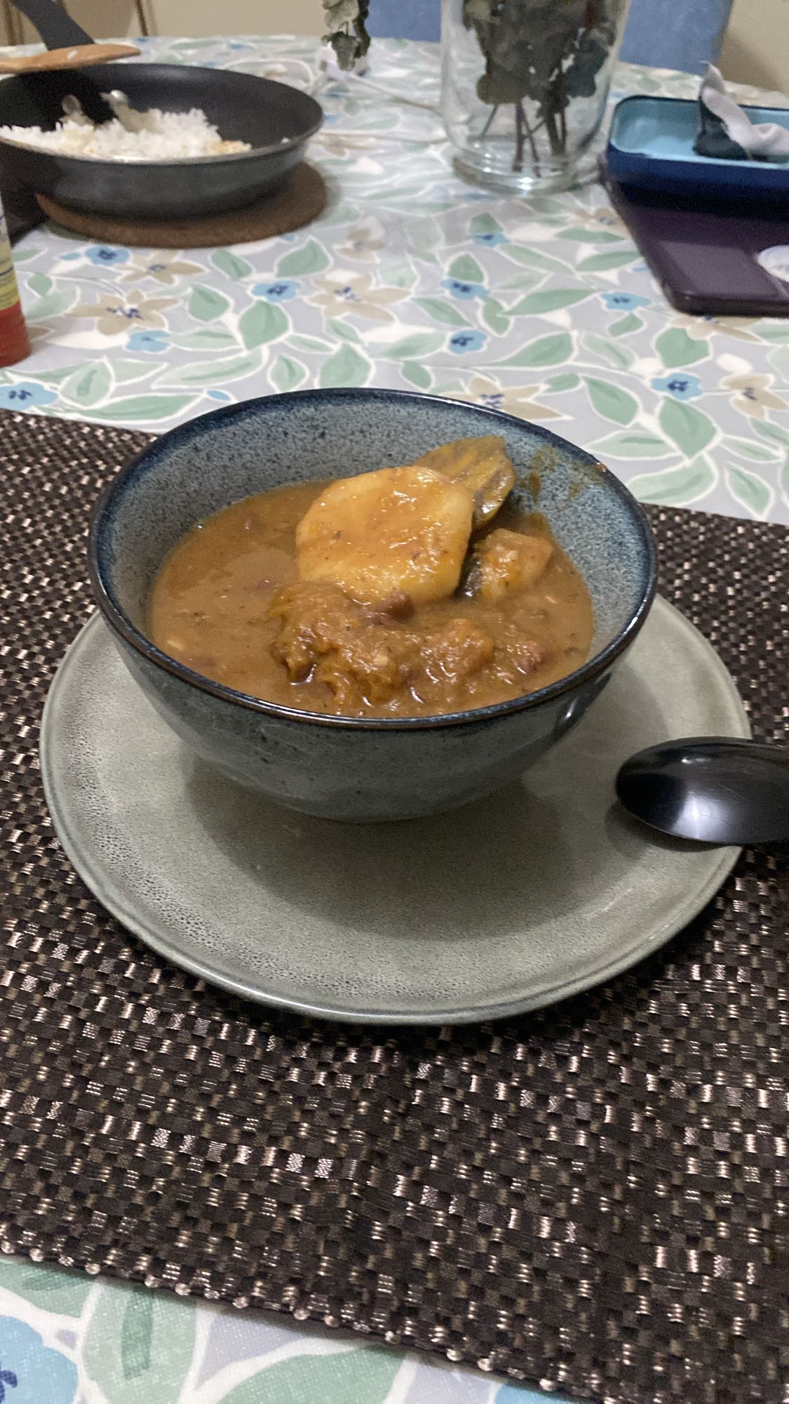 guiso de pollo