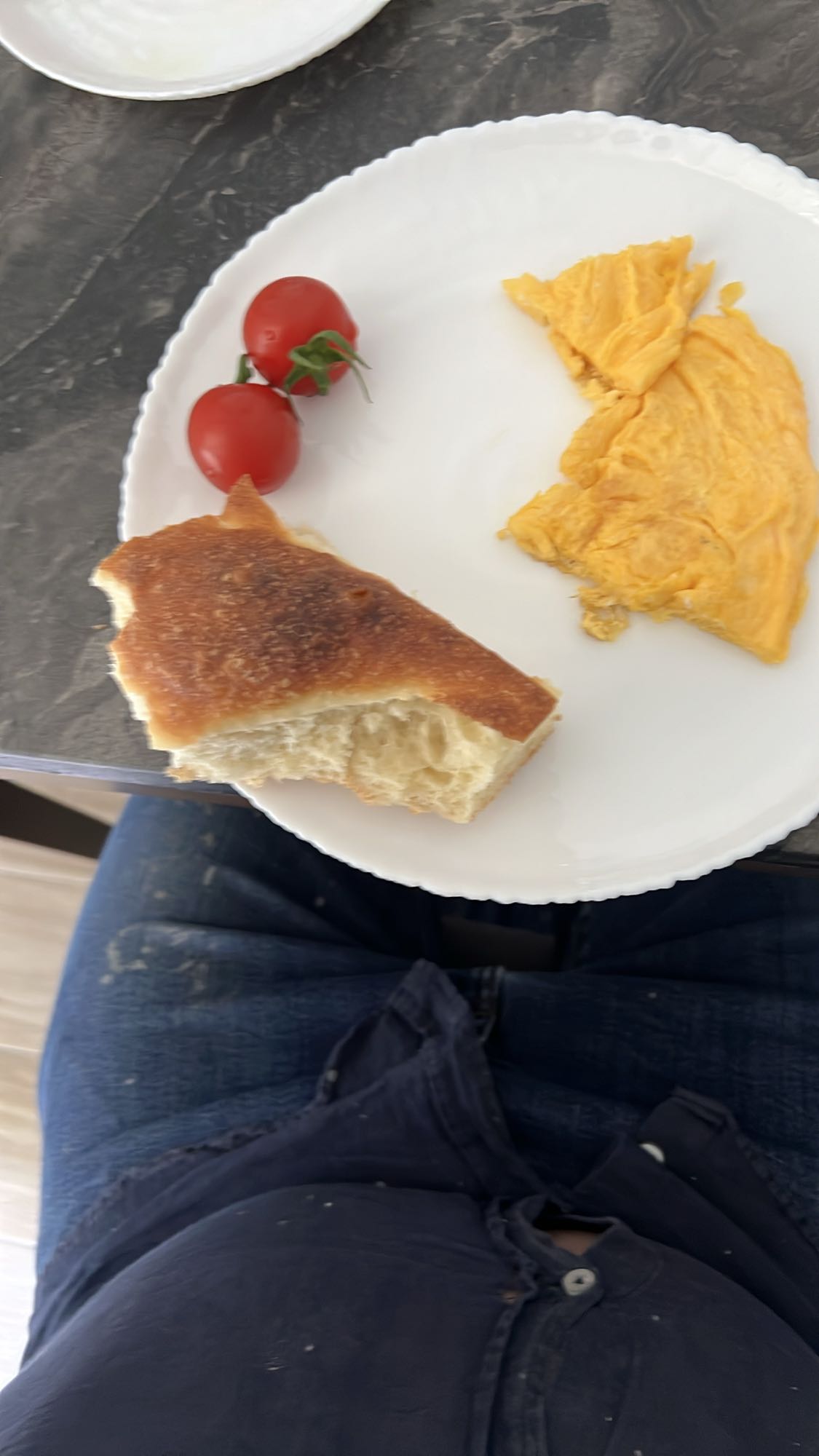 ձվածեղ հացով