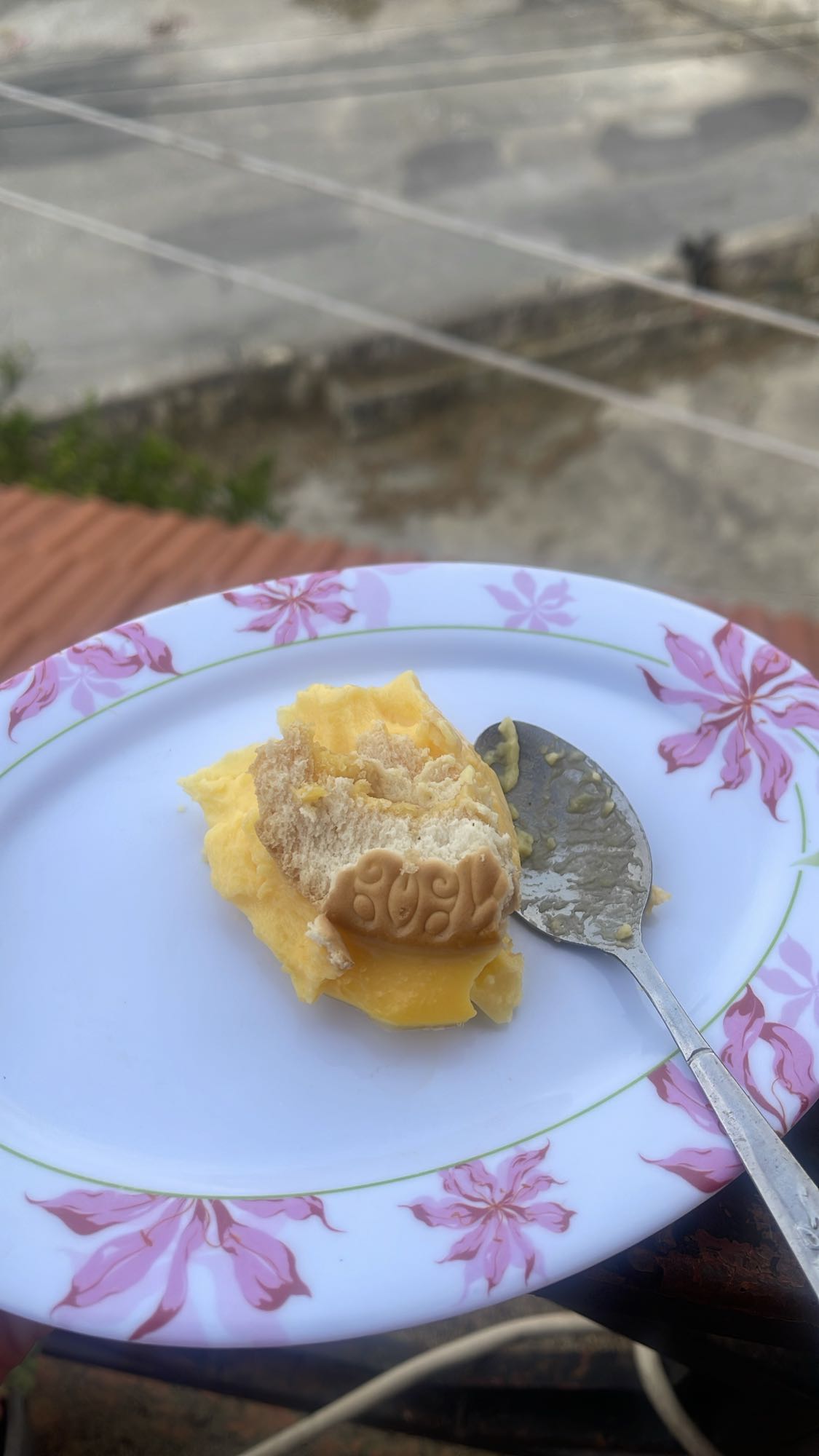 Custard Bread Bite