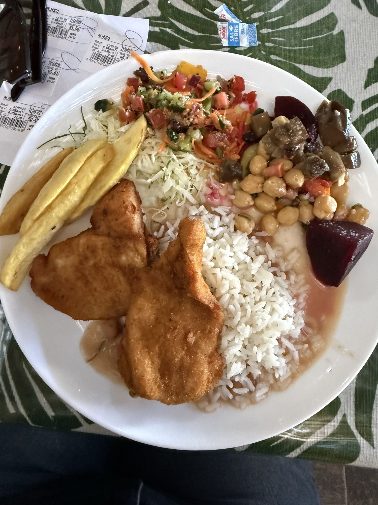Prato misto com peixe