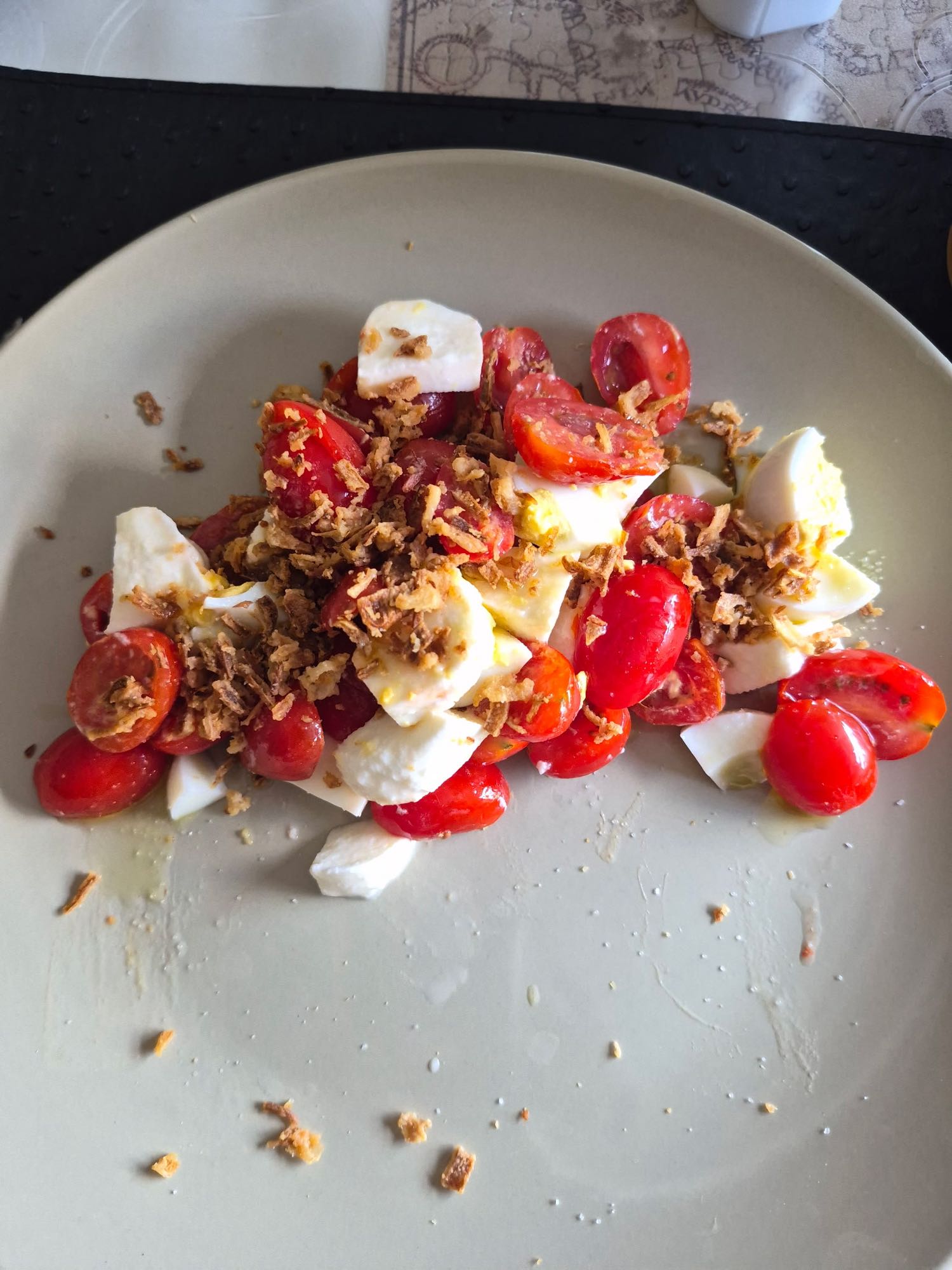 Salade tomate œuf feta