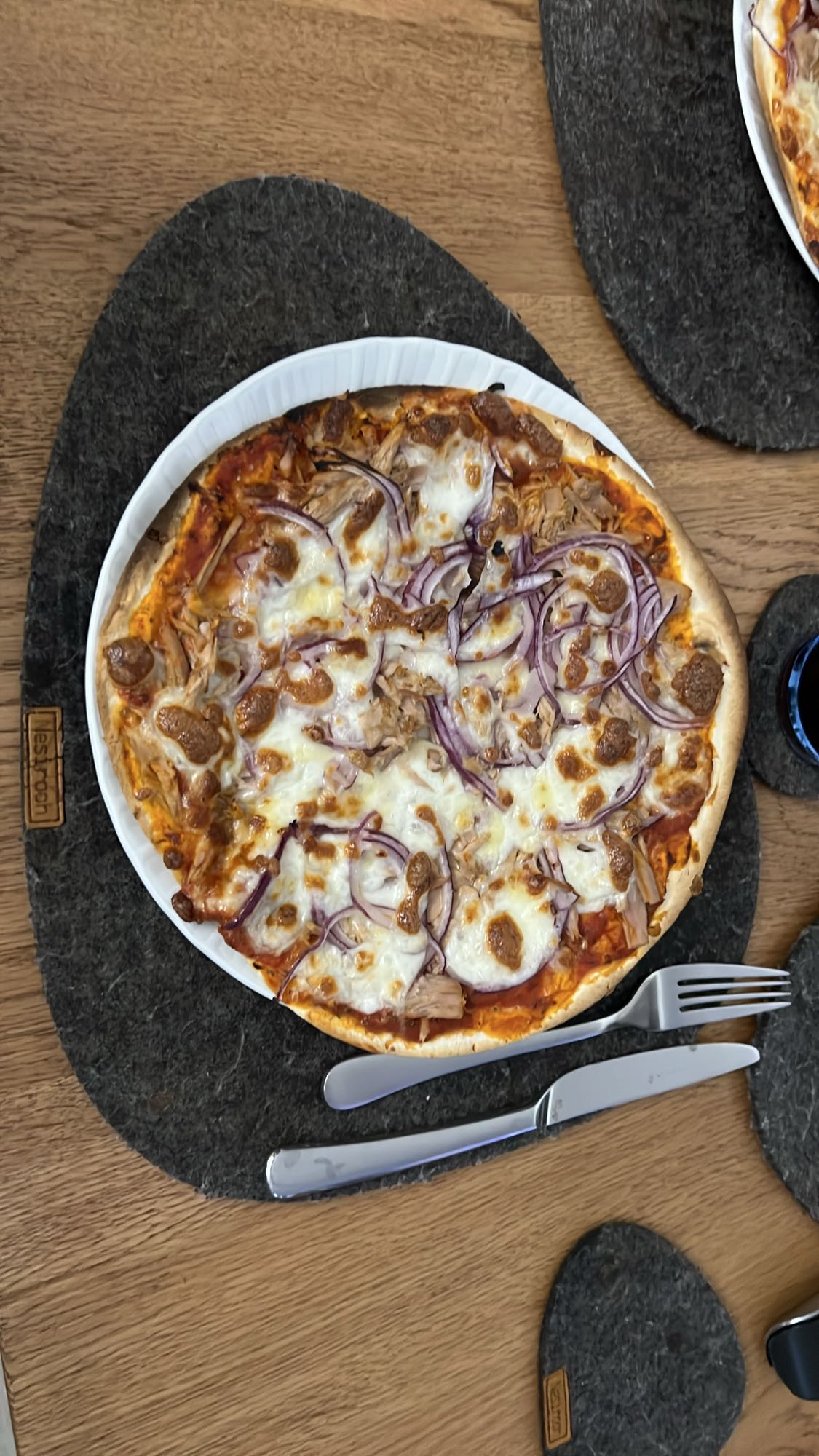 Pizza tonno e cipolla