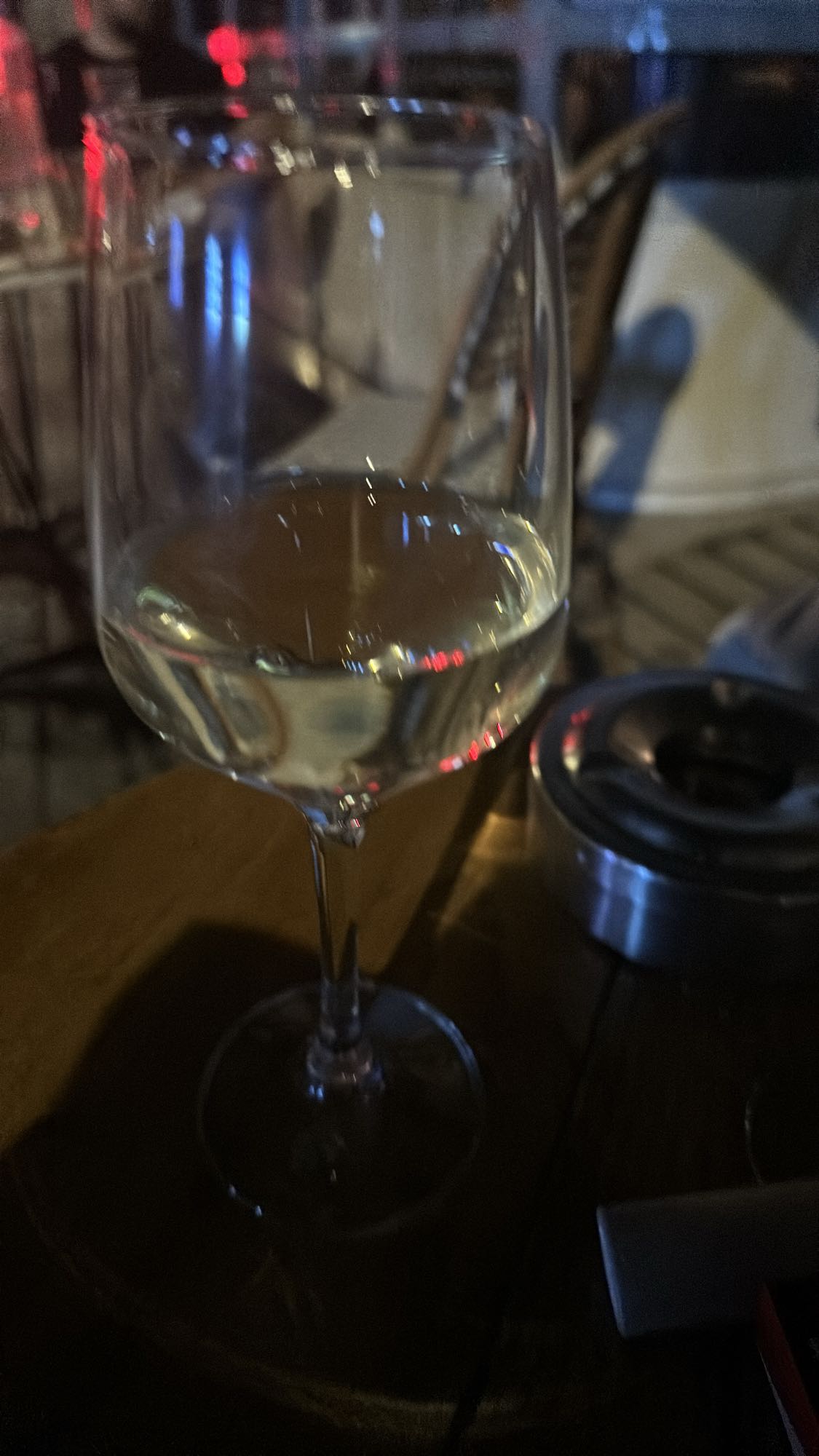 Vin alb sec