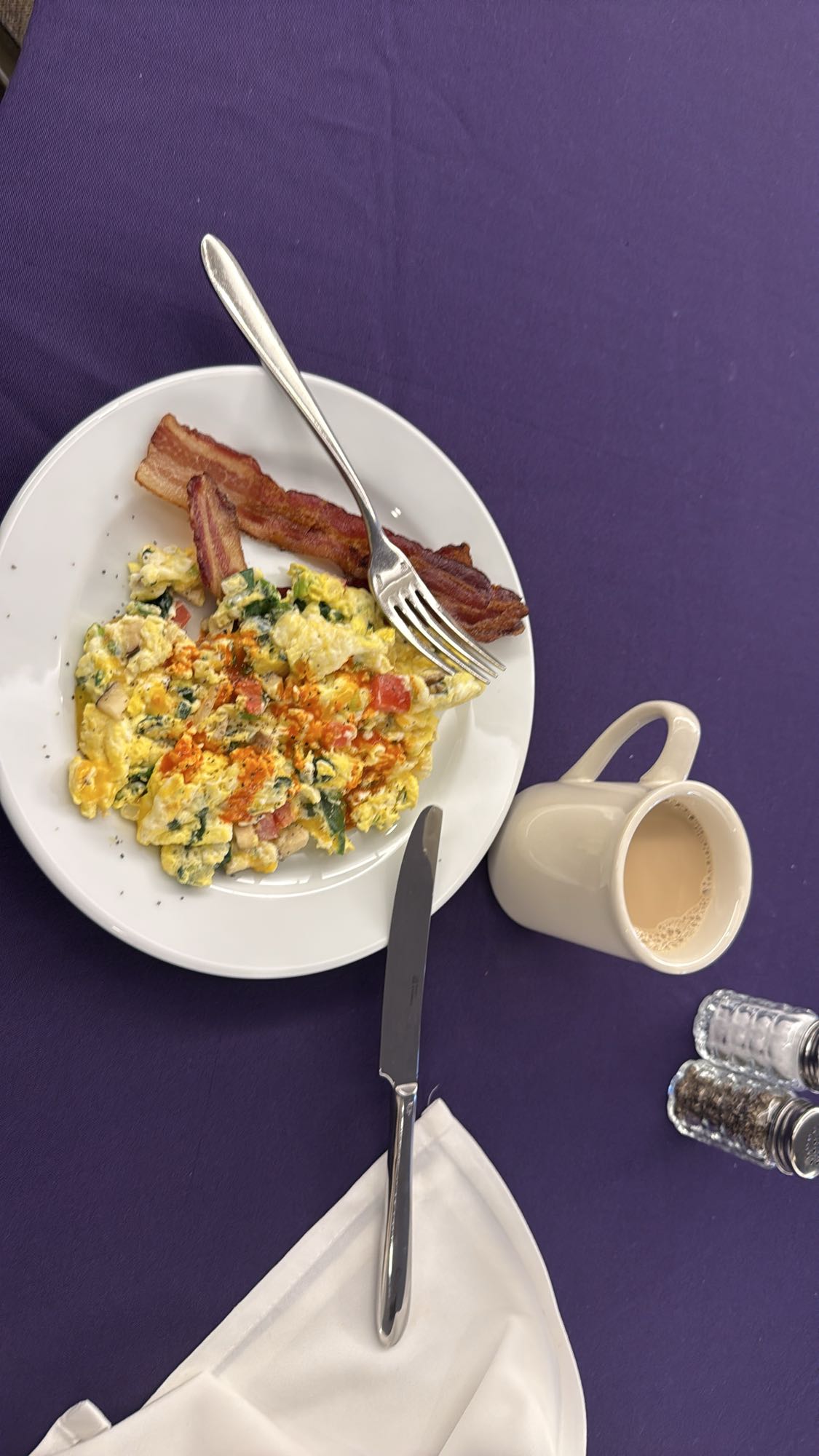 Scrambled Eggs Bacon with Cheese