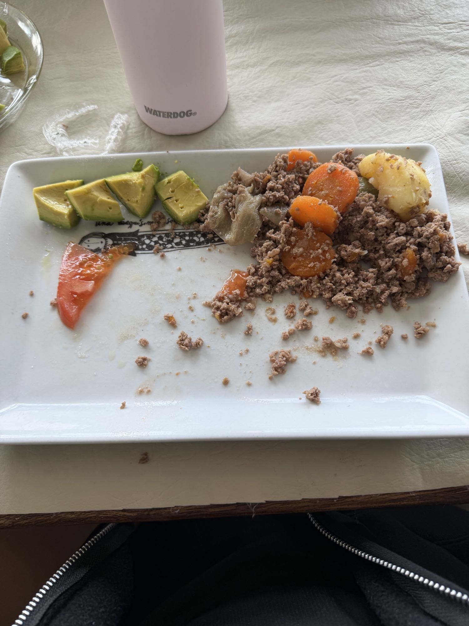 carne molida con aguacate