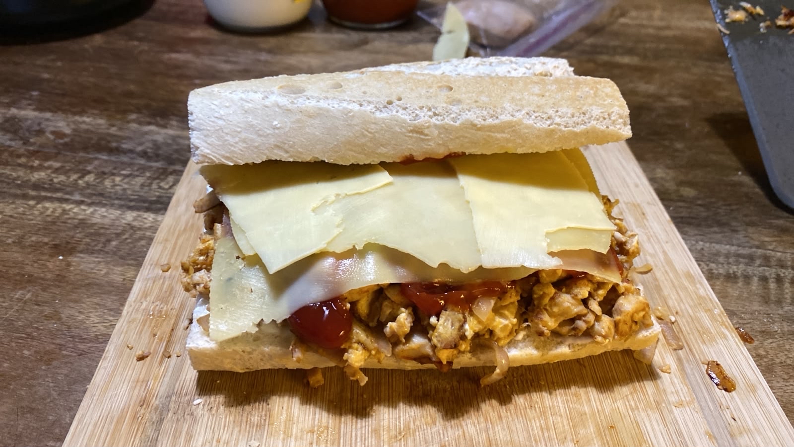 bocadillo de pollo y queso