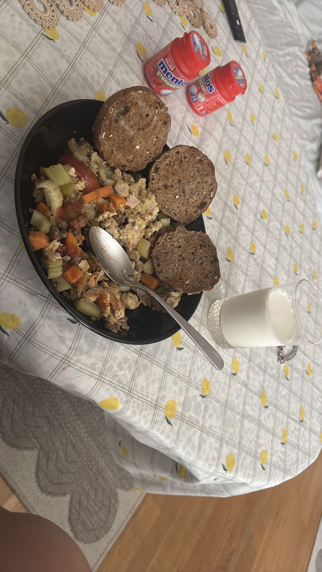 Äggröra med bröd