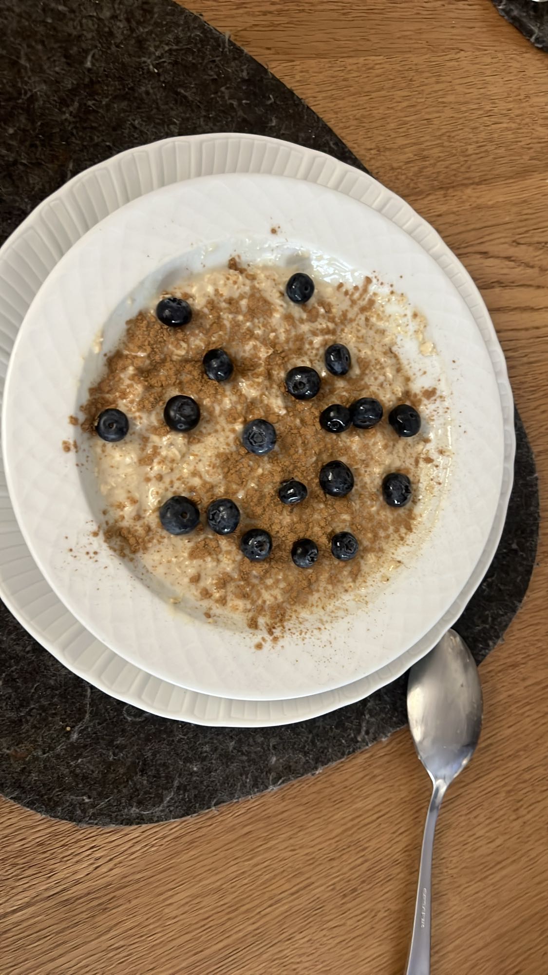 Porridge con mirtilli