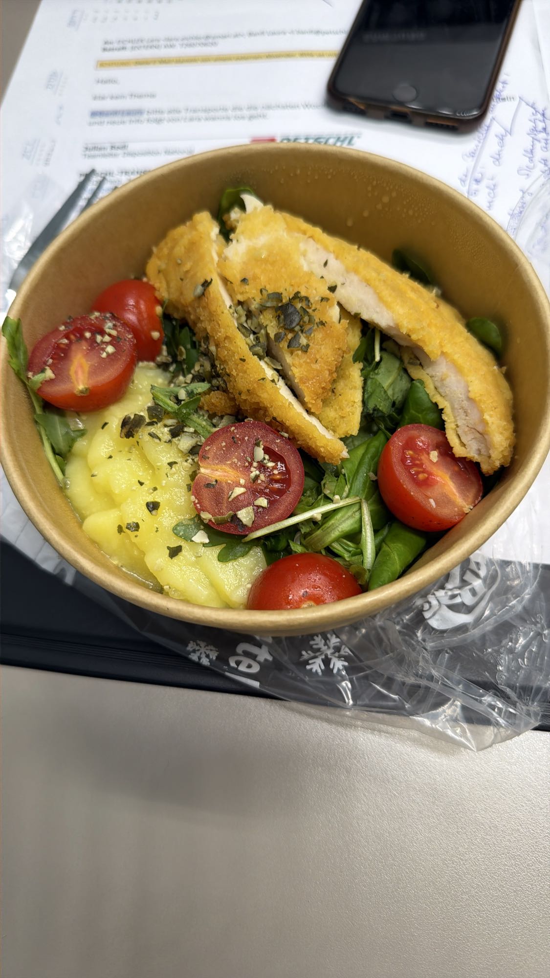 Paniertes Hähnchen Bowl