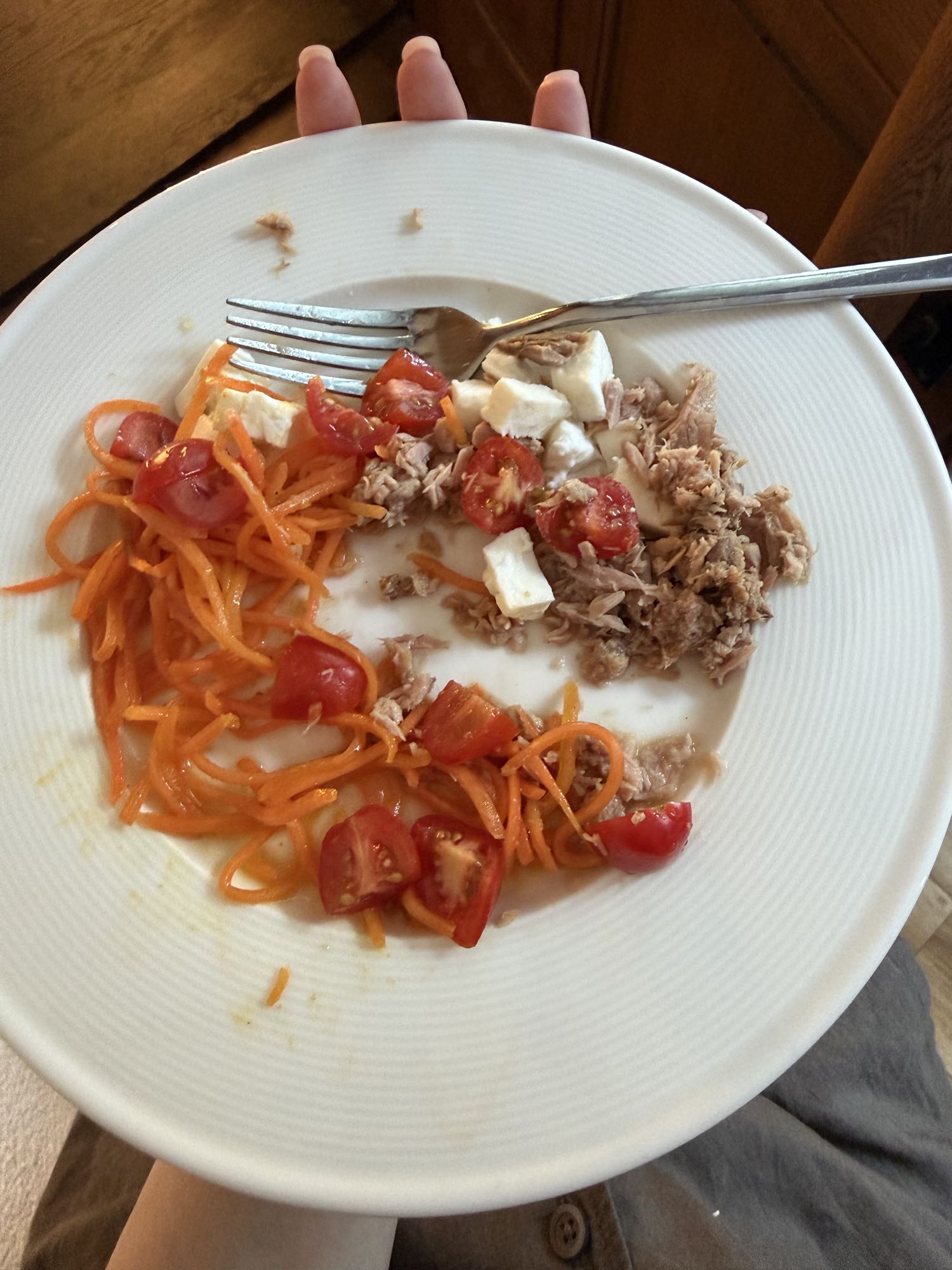 Салат с тунцом и фетой