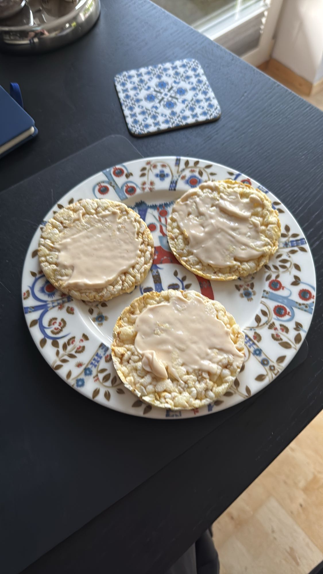 Rice Cakes with Spread