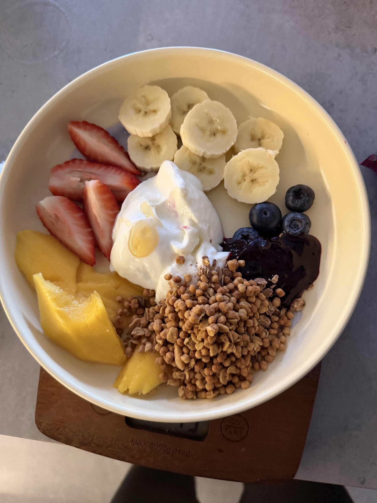 bol de yogur con frutas