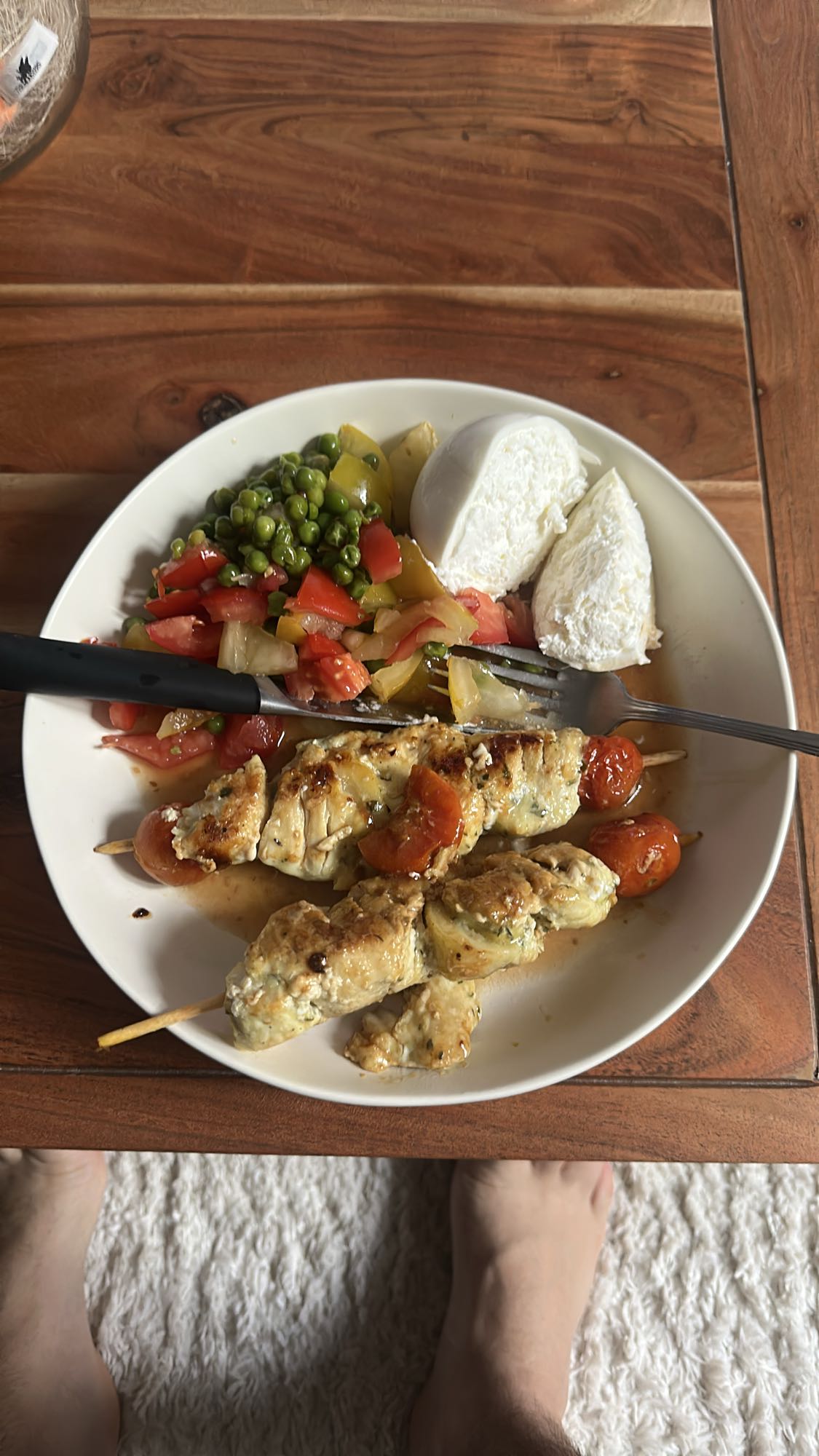 Brochettes poulet salade