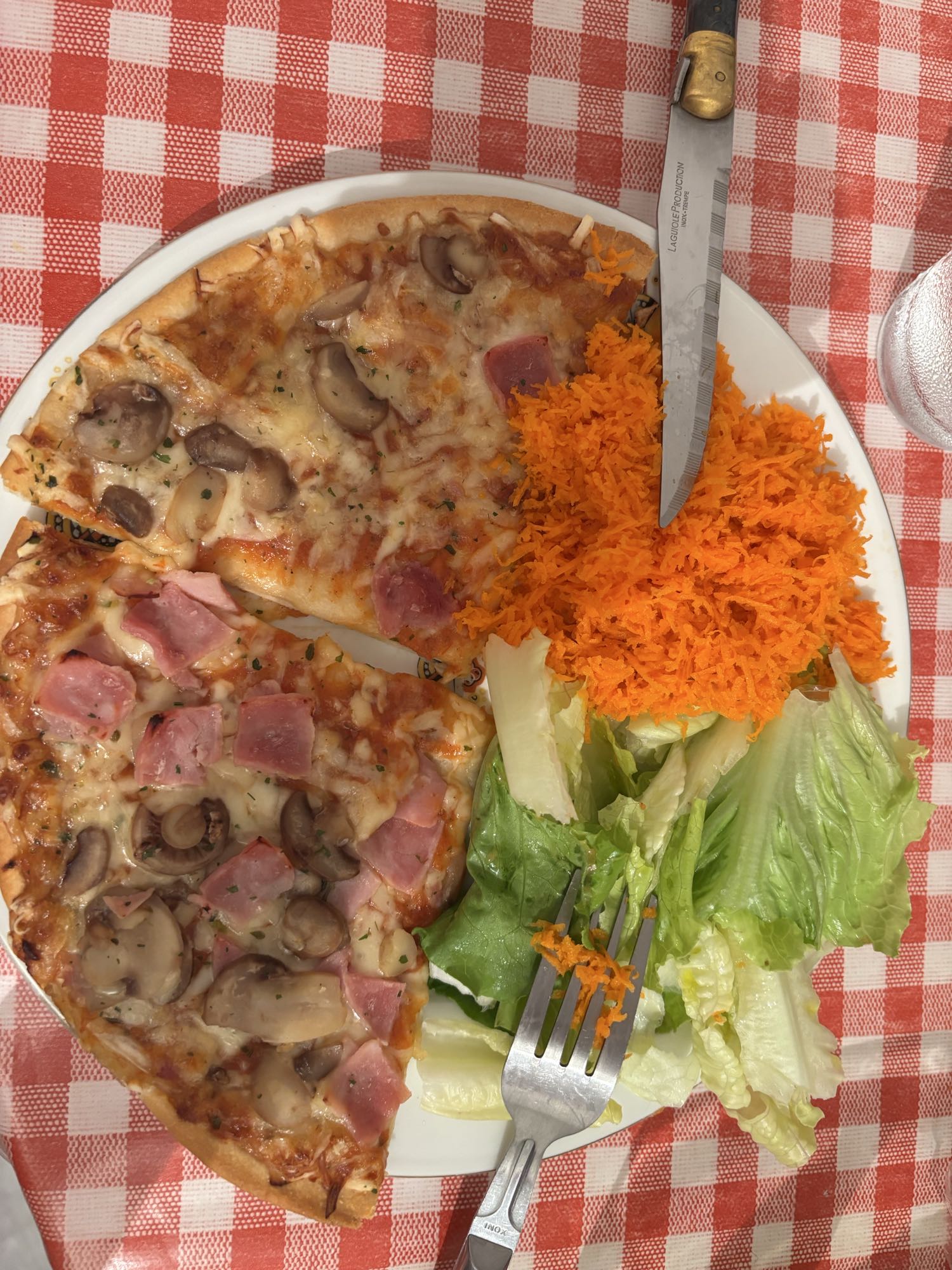 Pizza jambon champignons