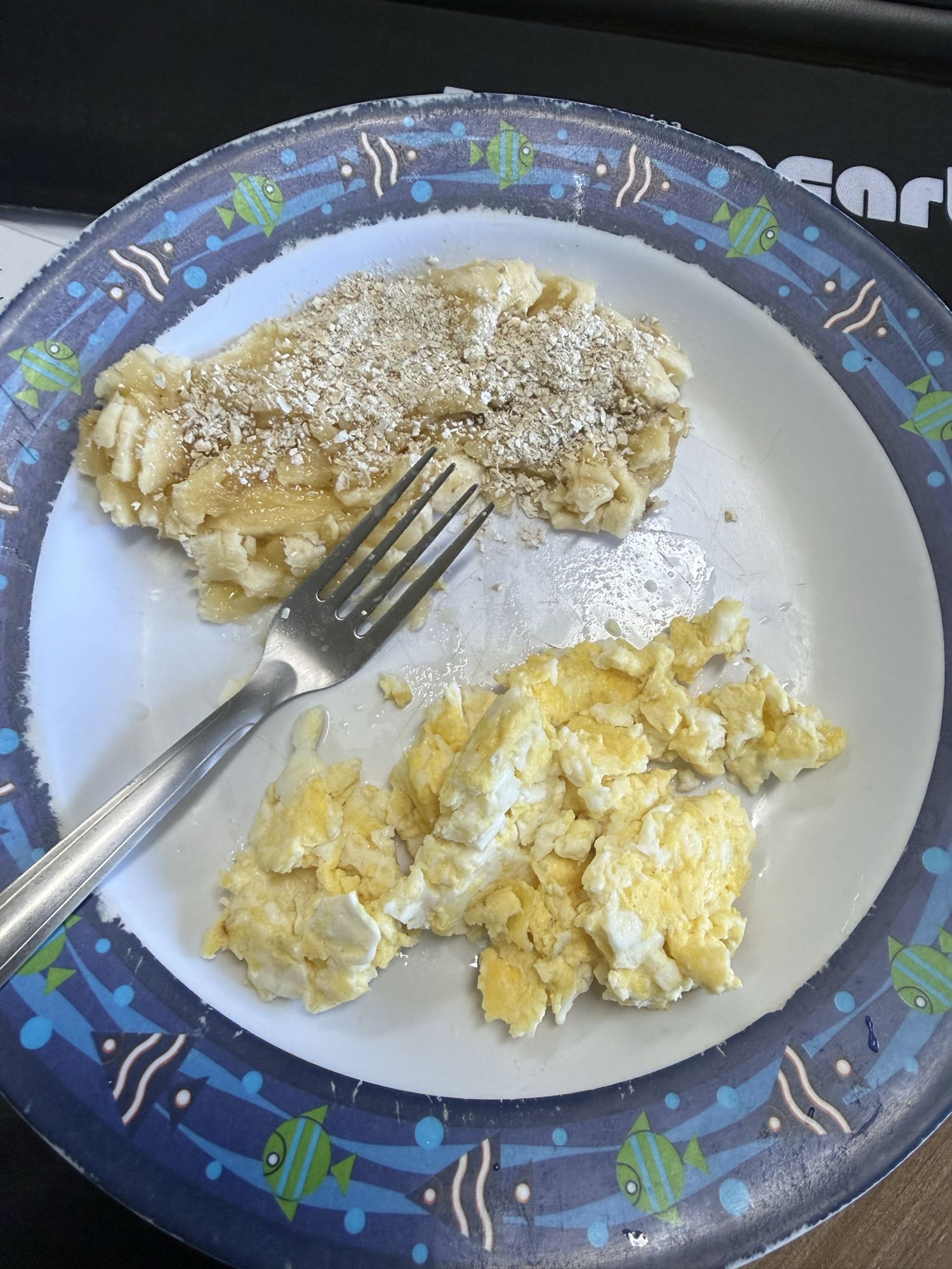 ovos com banana e aveia