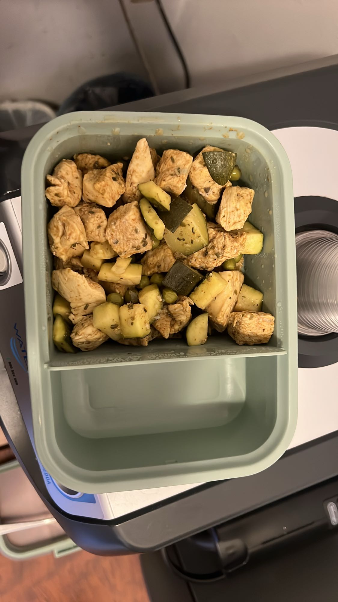 Pollo con zucchine