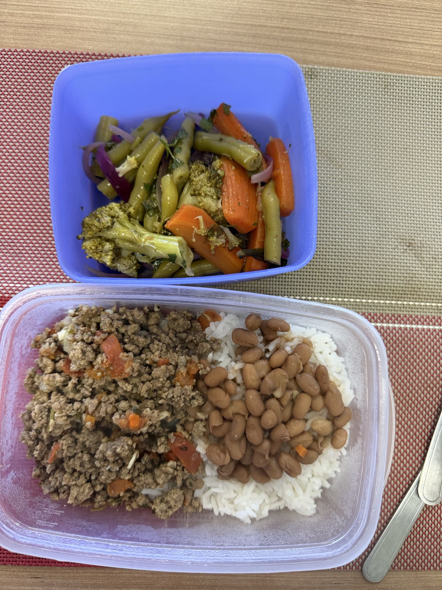 arroz feijao carne legumes