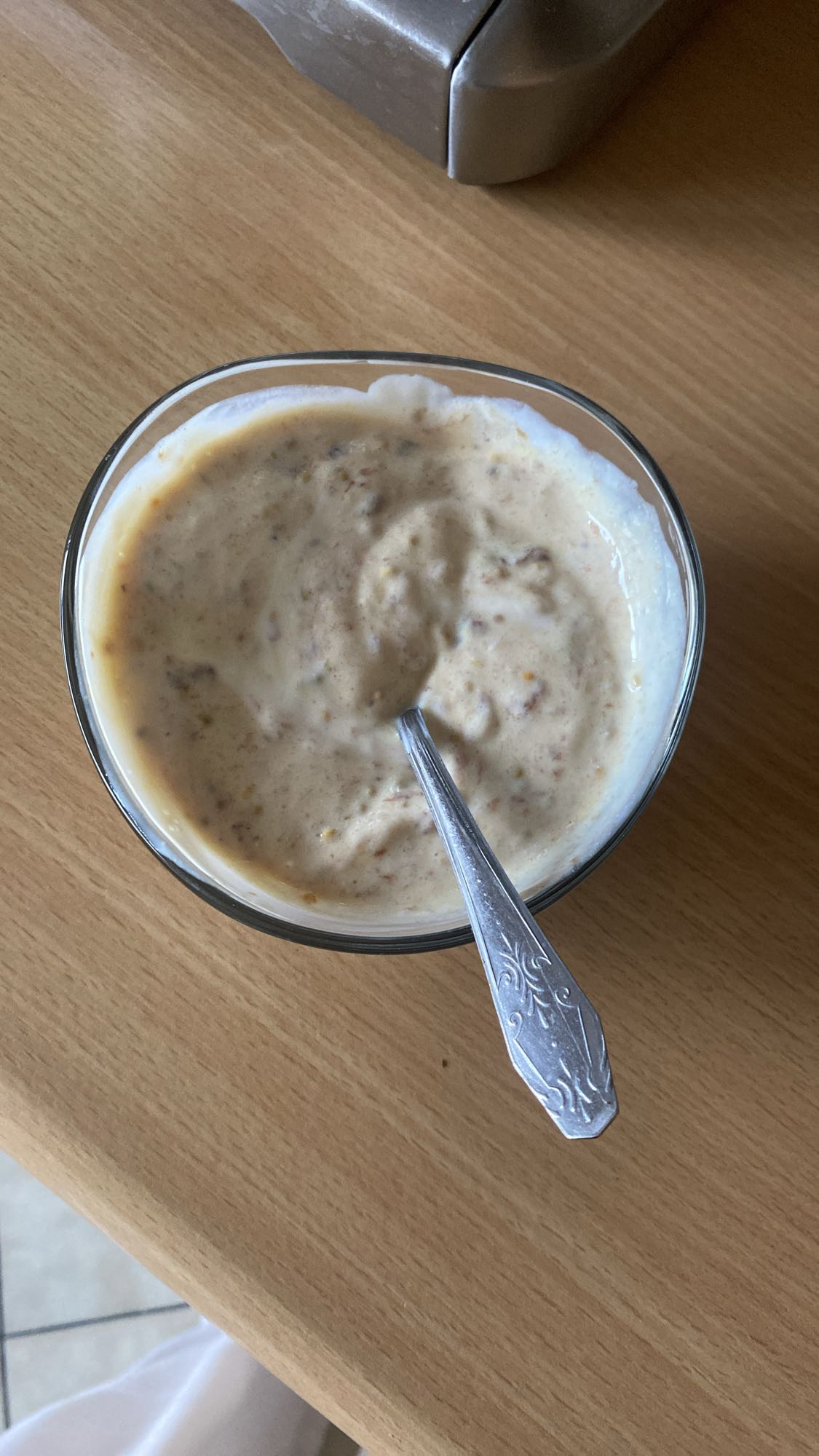 Jogurt roślinny z dżemem