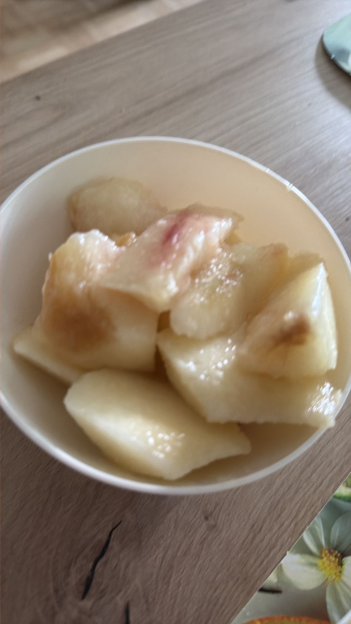 Pfirsichstücke