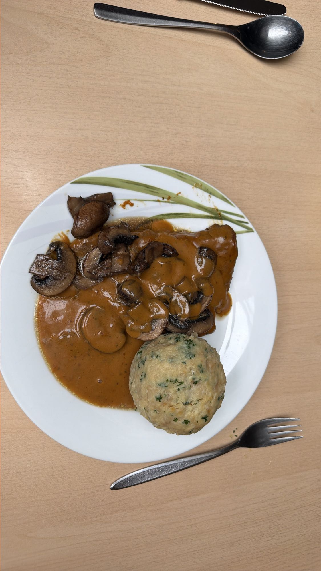 Braten mit Knödel