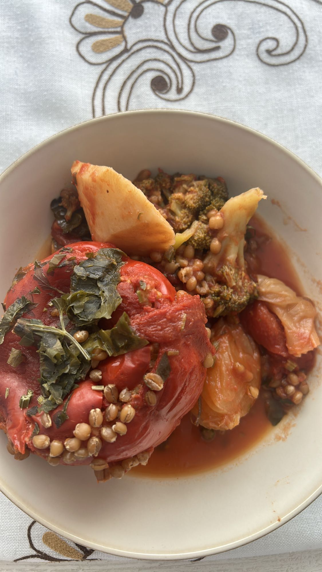 Pimiento relleno guisado