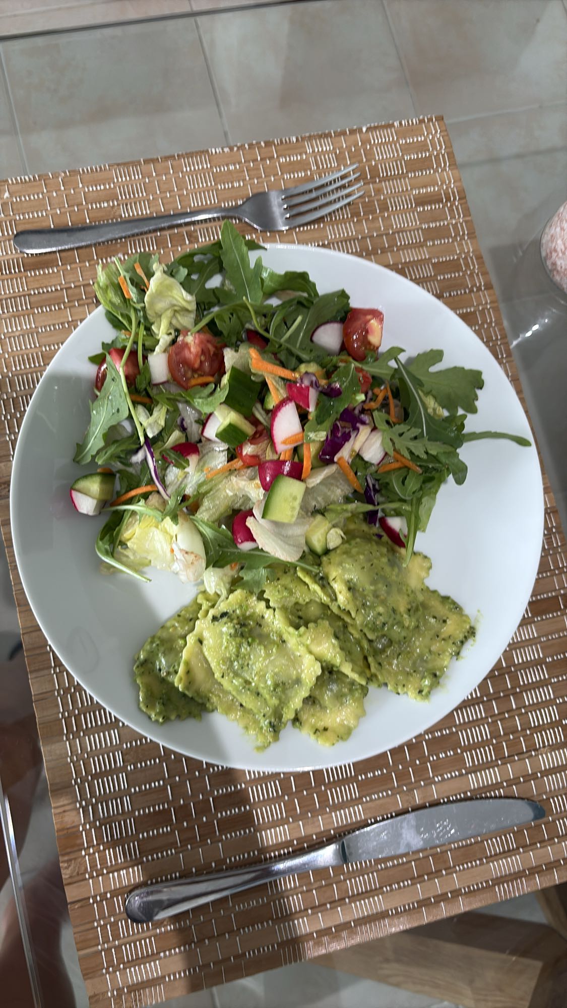 Pesto Ravioli Salad