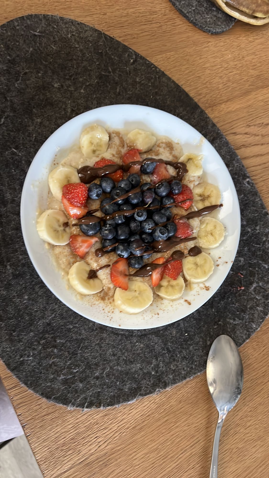 Porridge con frutta