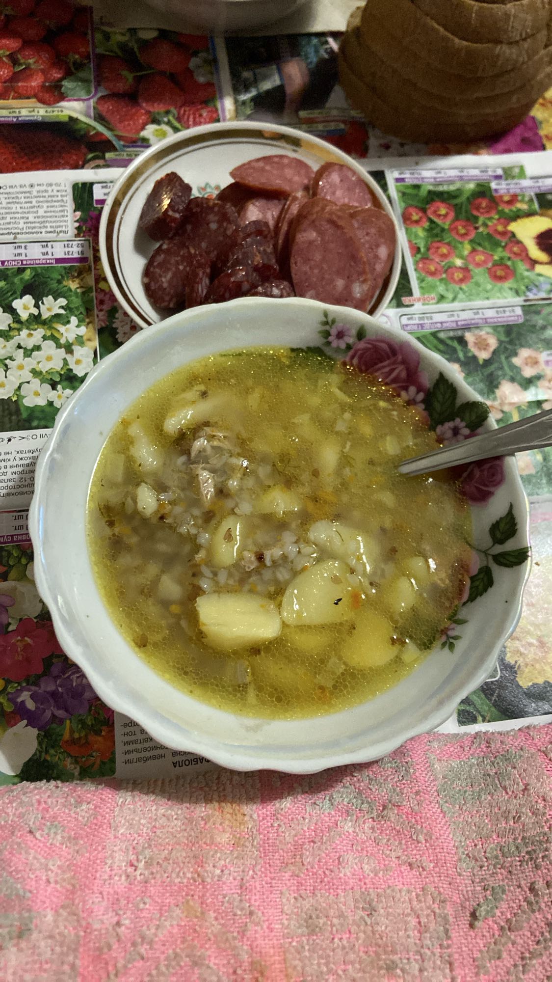 Суп с картофелем и колбасой