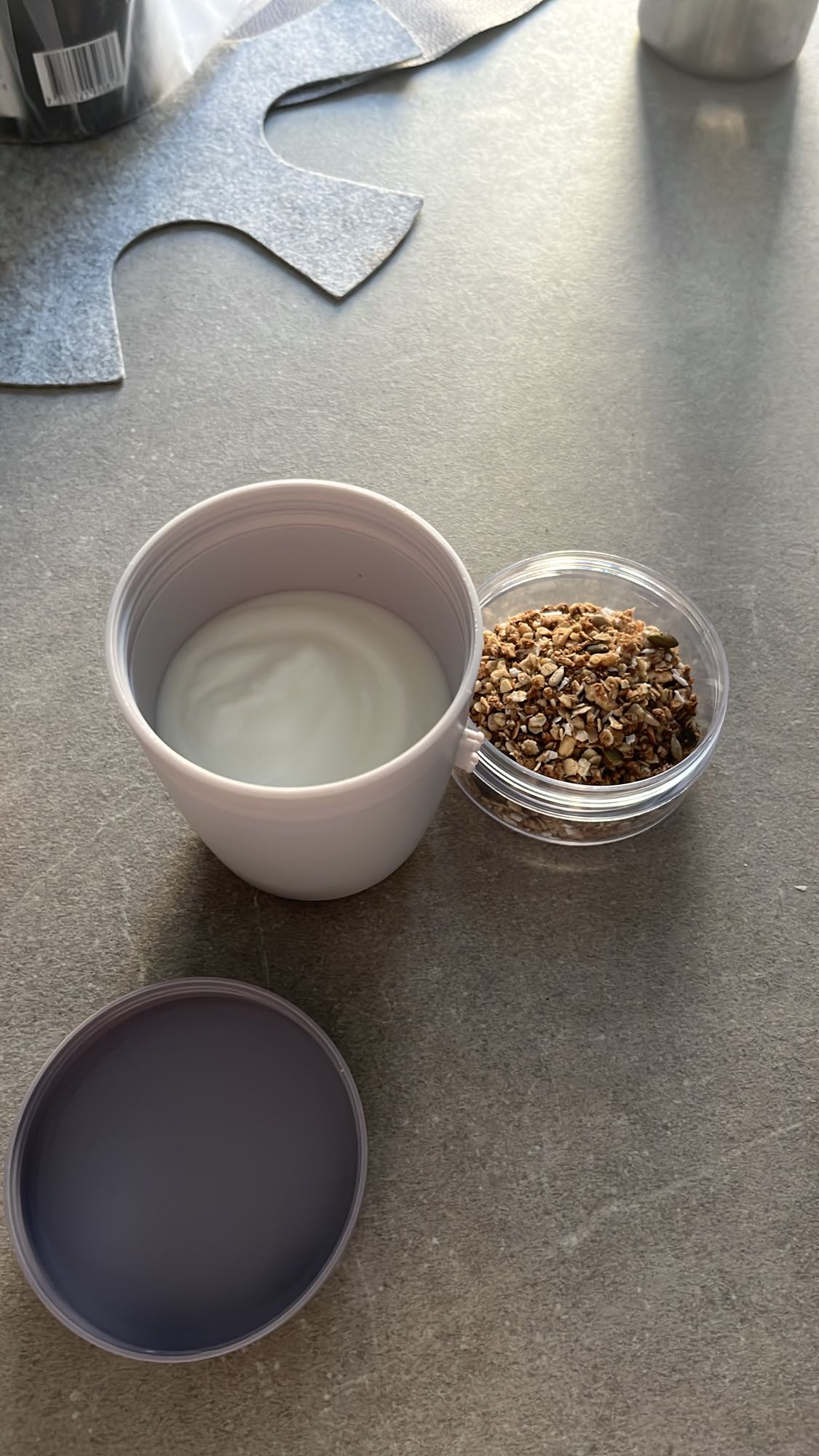Yoghurt med müsli