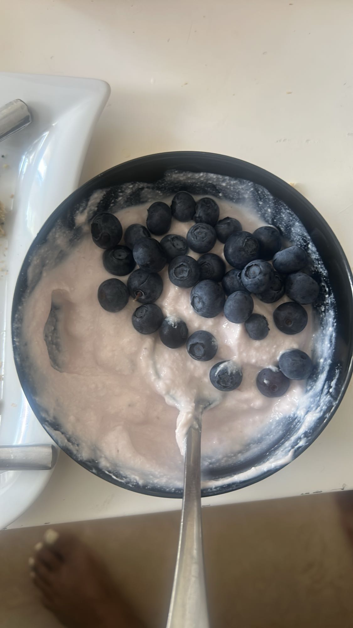 Beerenjoghurt mit Hafer