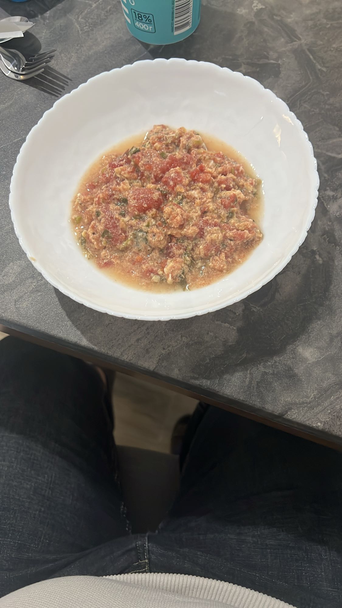 լոլիկով ձվածեղ