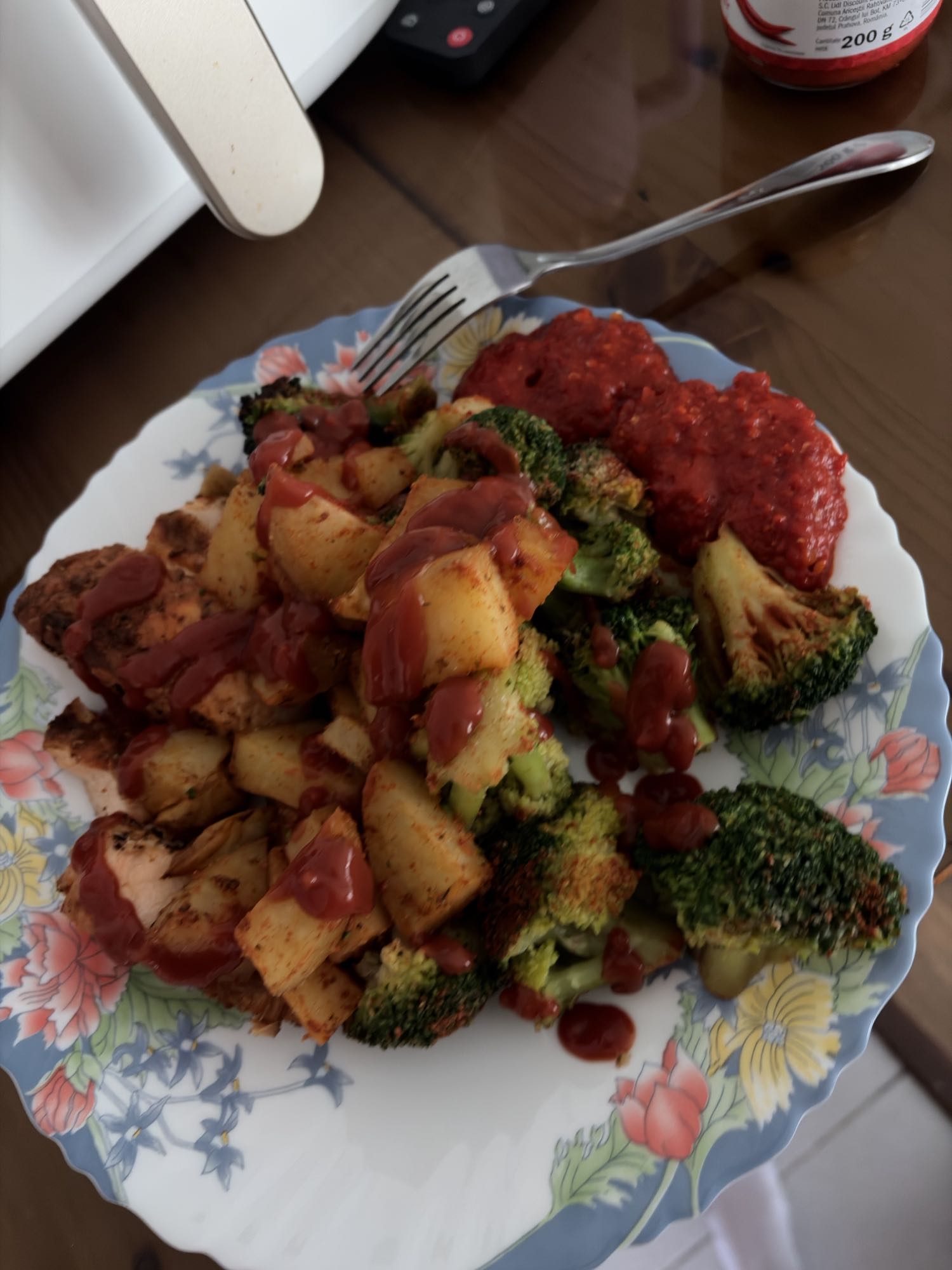 Somon cu broccoli si cartofi la air fryer