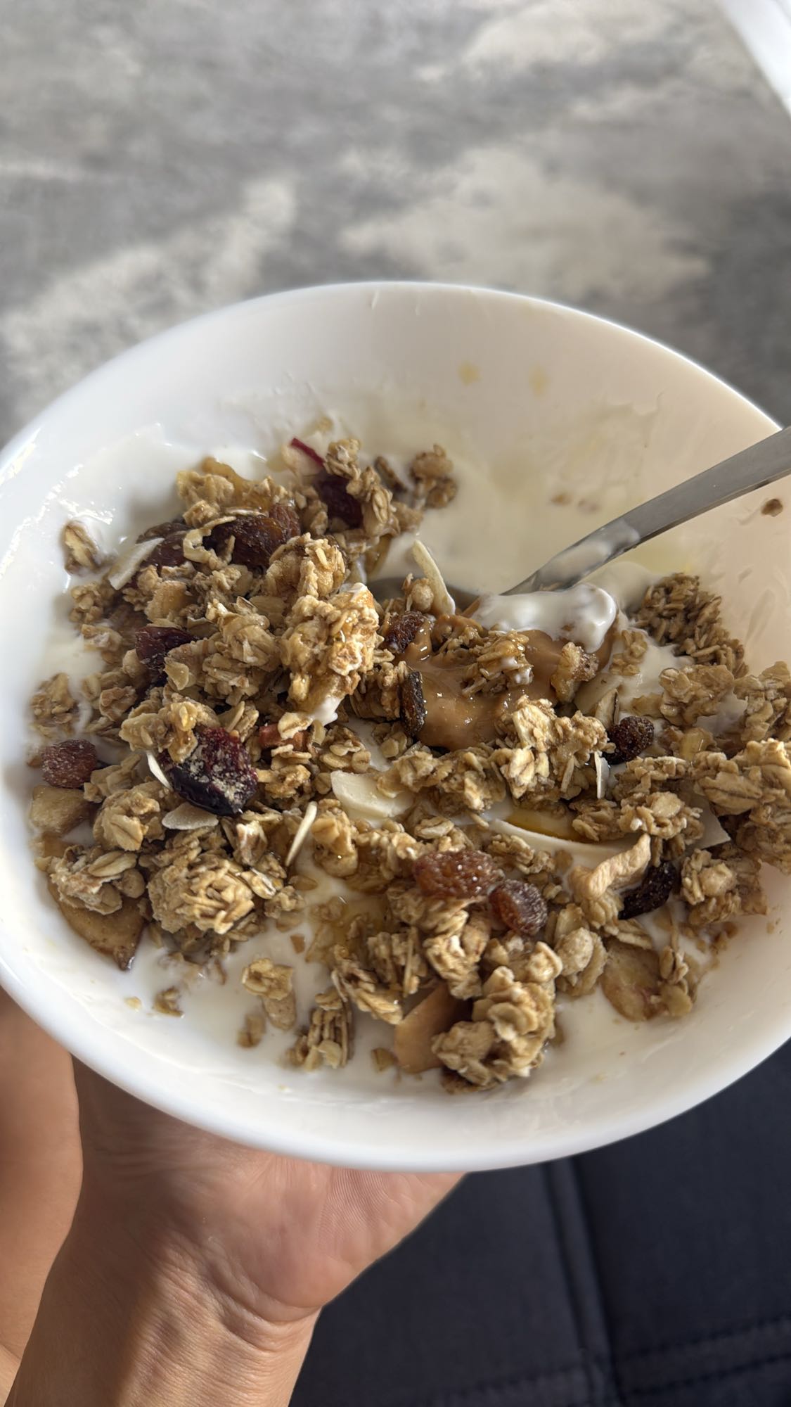 Bol de granola au yaourt