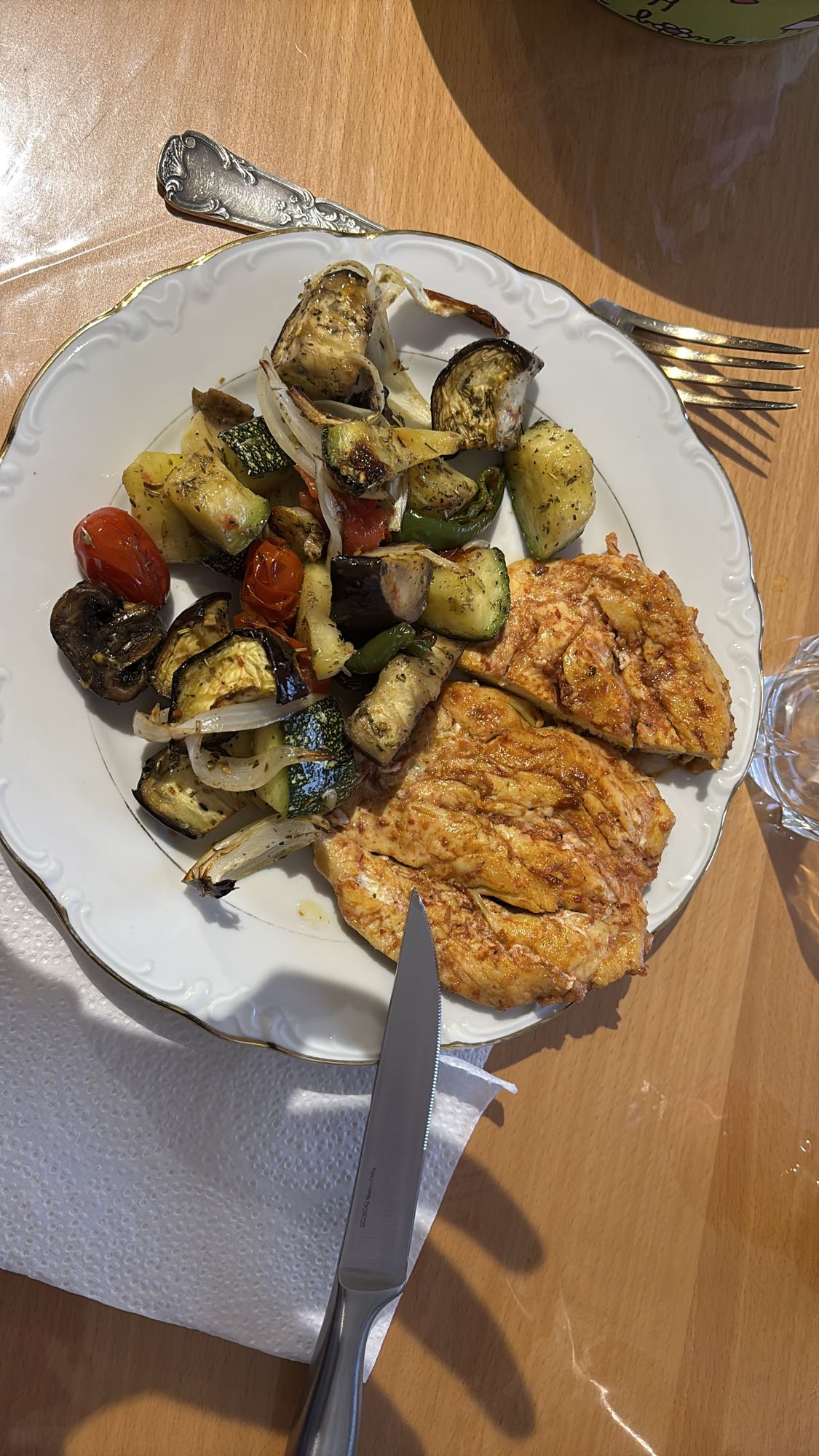 Poulet et légumes rôtis