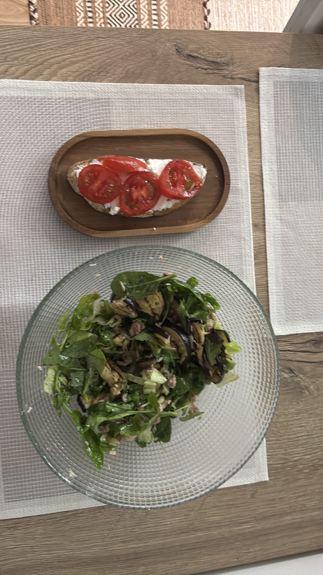 Salata cu tartina