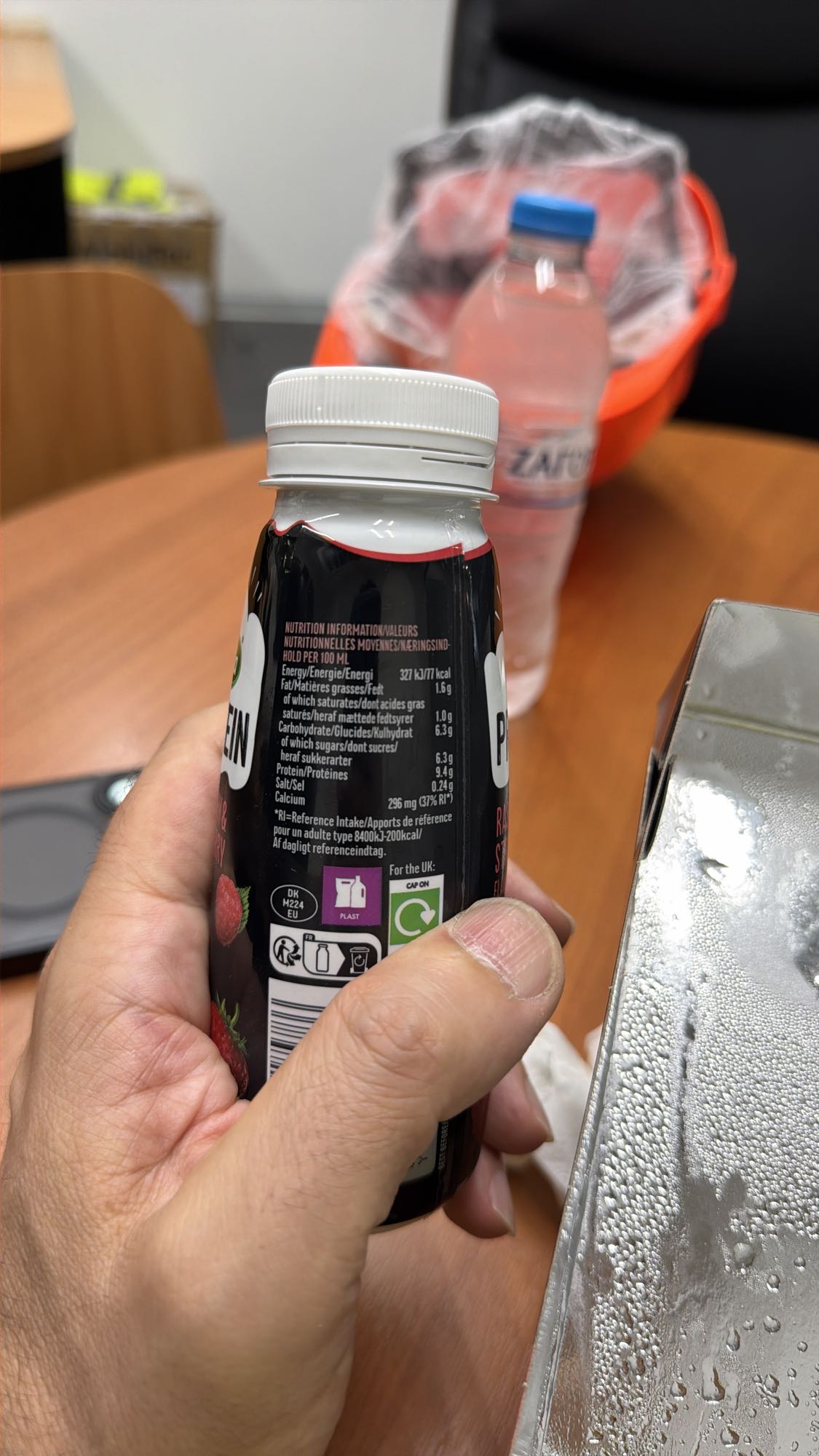 Bevanda proteica fragola