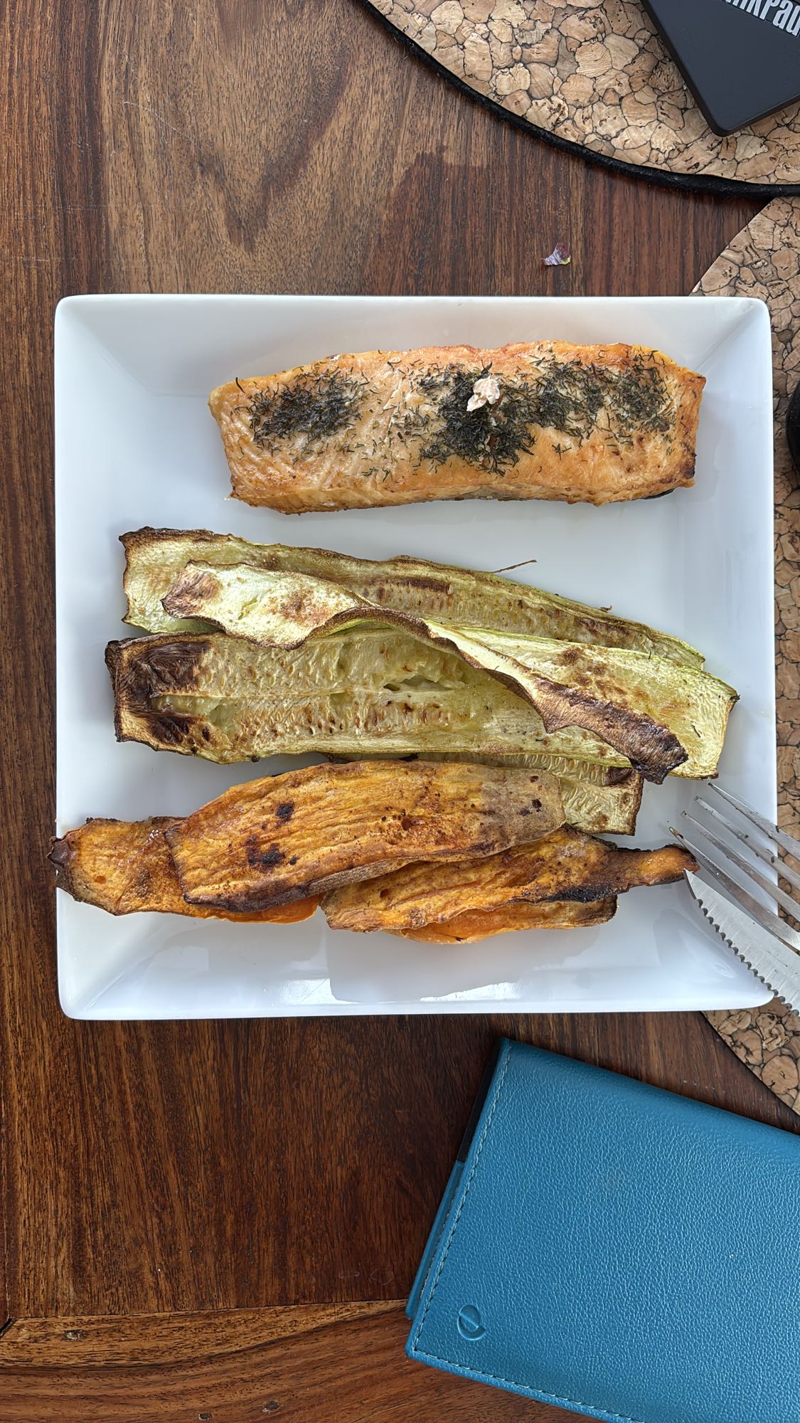 Saumon et légumes rôtis