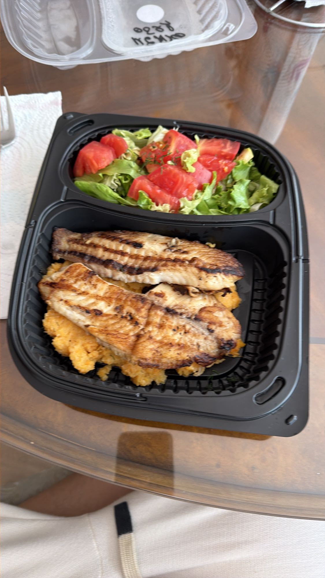 Grilled Fish Salad Plate