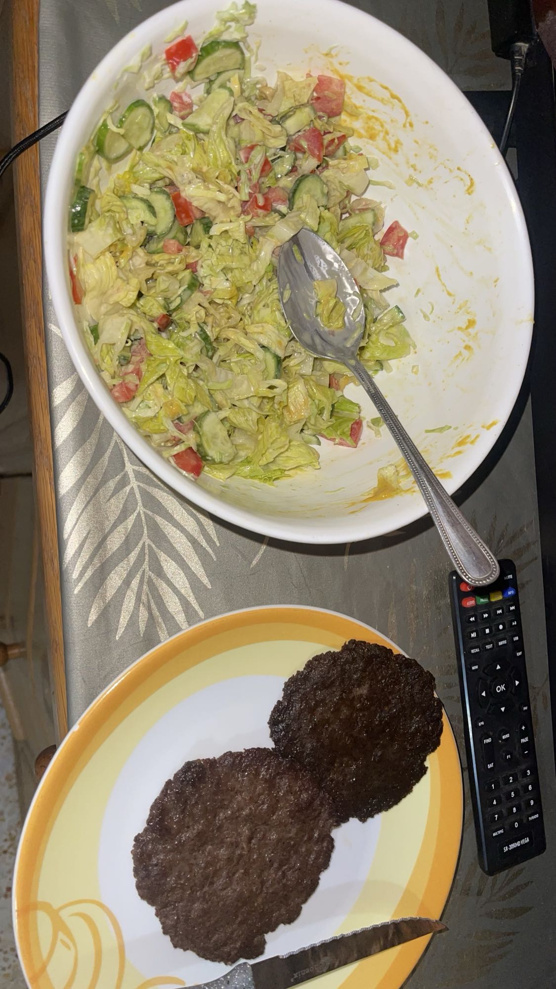 Beef Patties Salad
