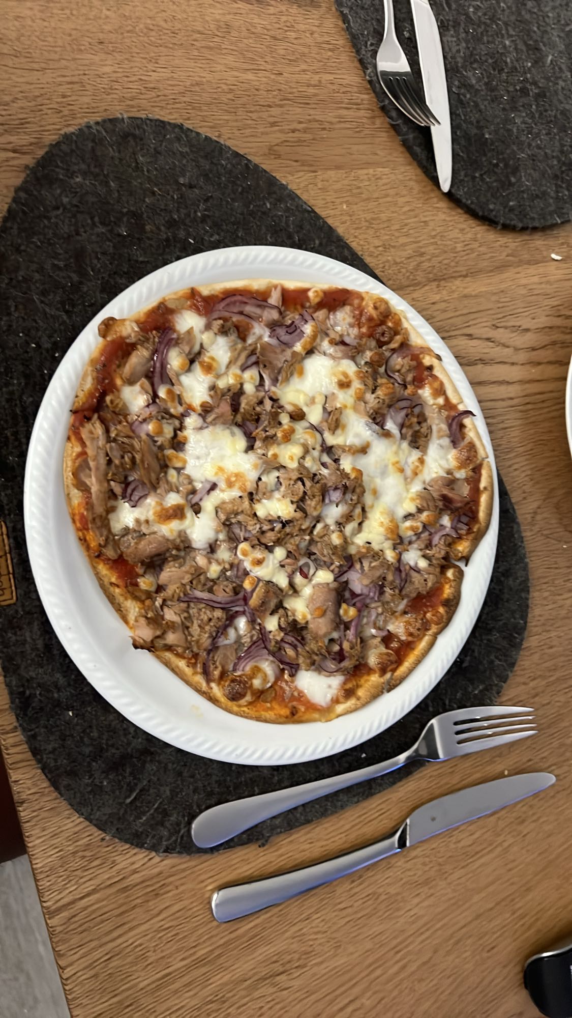 Pizza tonno e cipolla