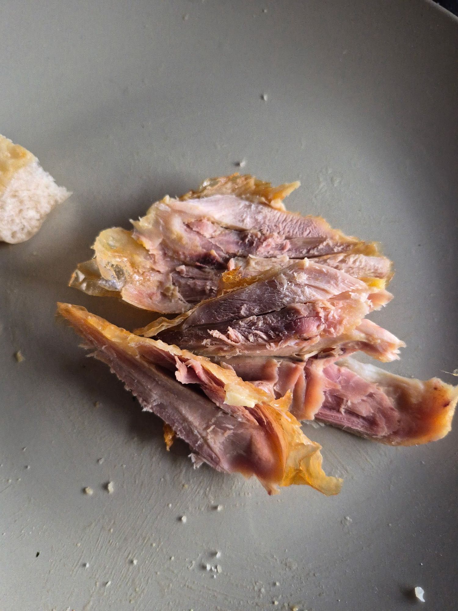 Morceaux de poulet rôti